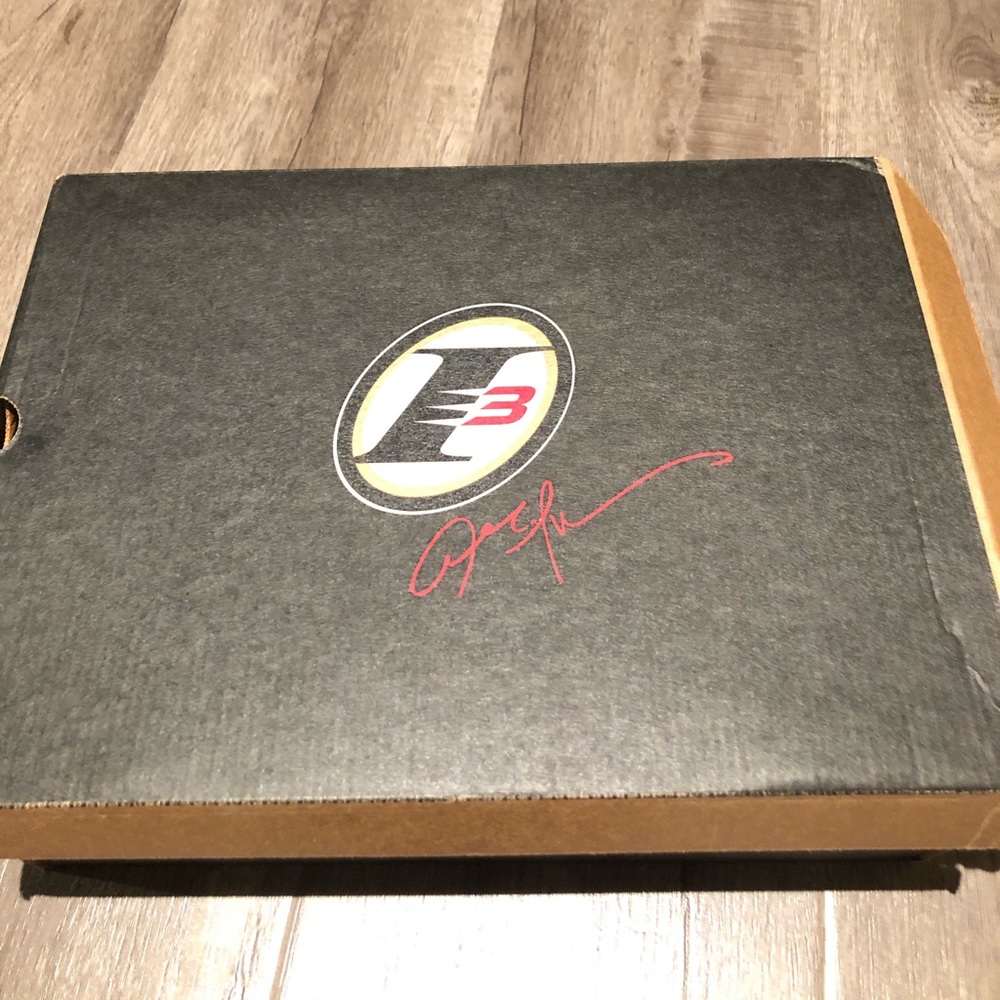 Allen Iverson Reebok Basketball Shoes - Picture 6 of 7